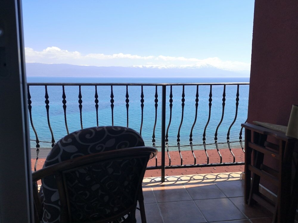 Фото Villa Eros Apartments