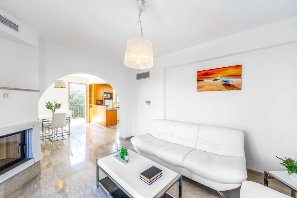 Фото Villa Ammodis