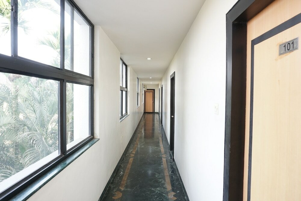 Фото Oyo 24487 Hotel Raj Regency