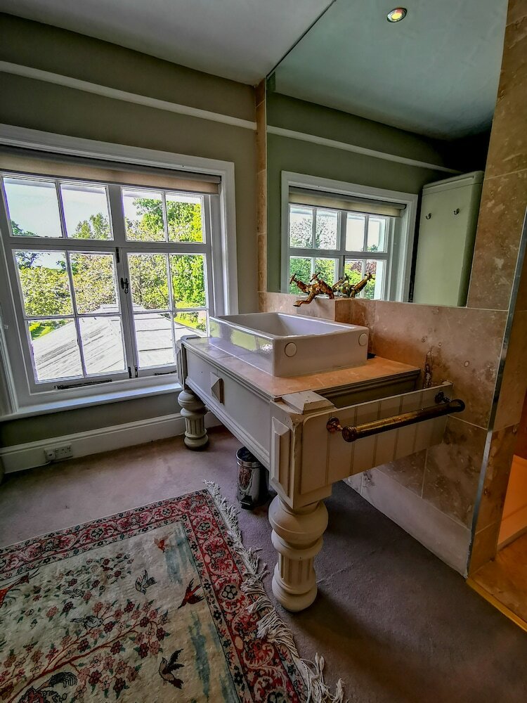 Фото Cedar House Boutique B&b