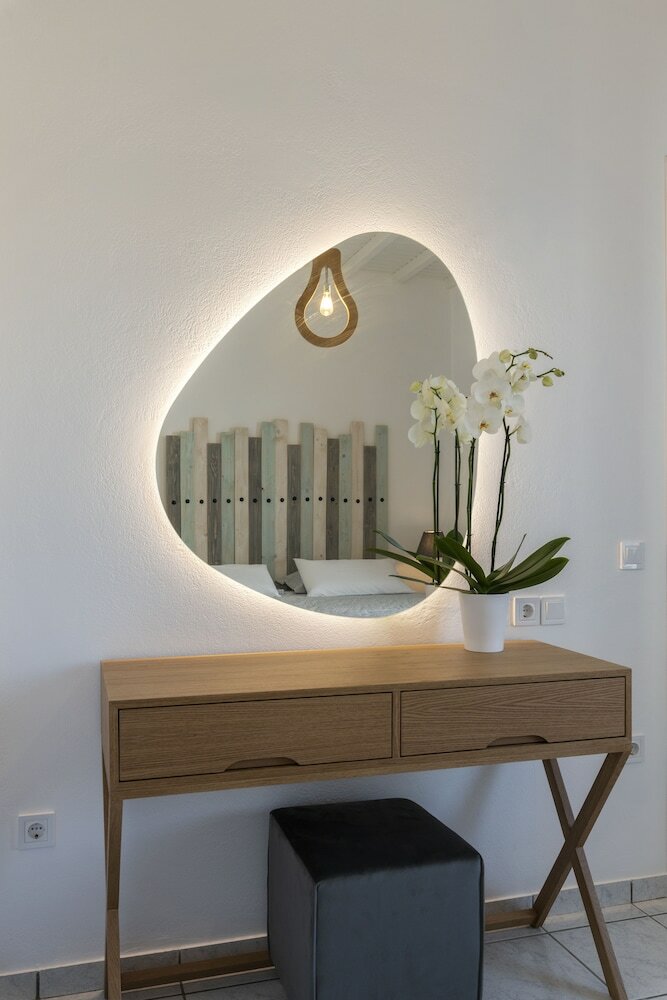 Фото Secret Garden Apartments