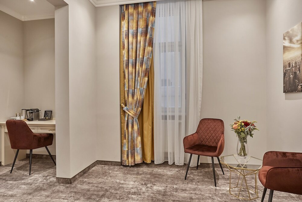 Фото Golden Key Boutique Hotel