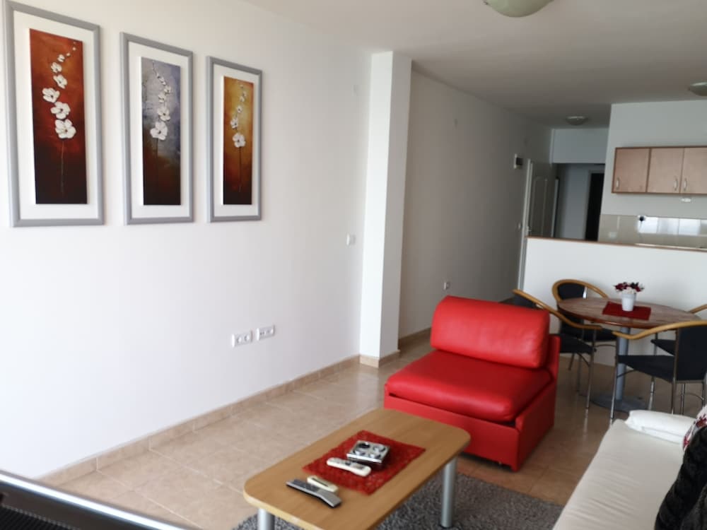 Фото Villa Eros Apartments