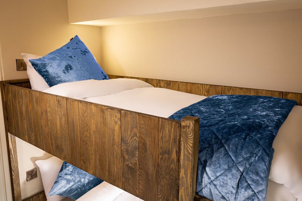 Фото The Temple Bar Lane by the KeyCollections