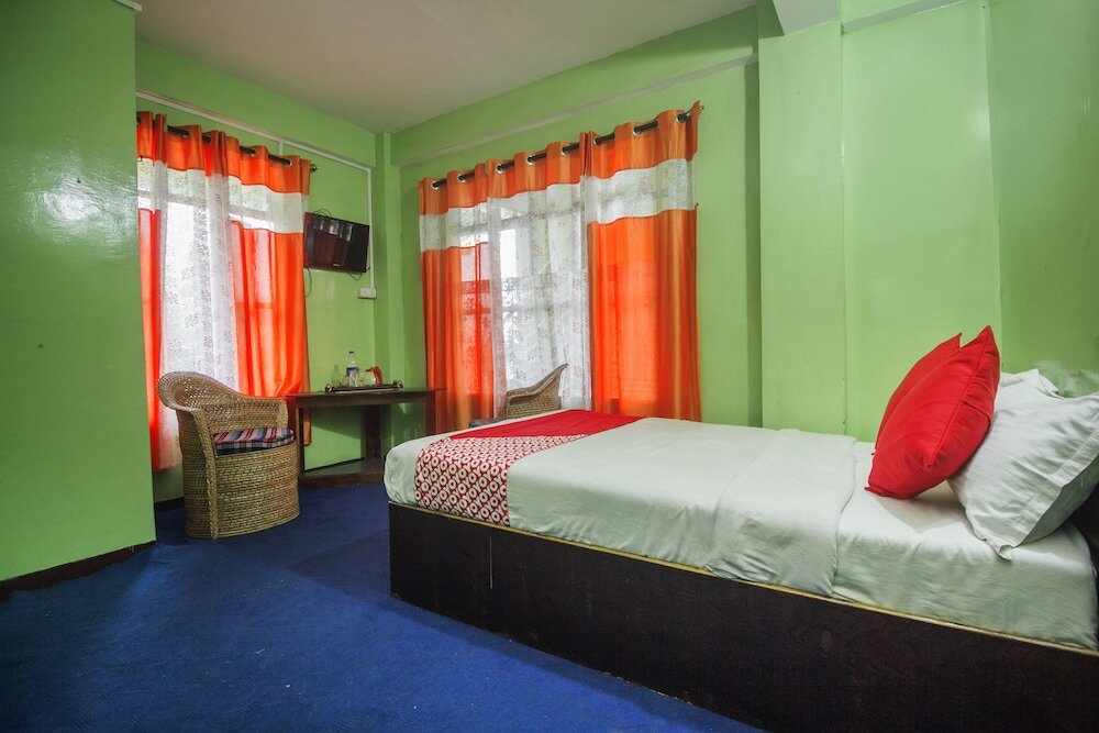 Фото Oyo 6519 Batasia Loop