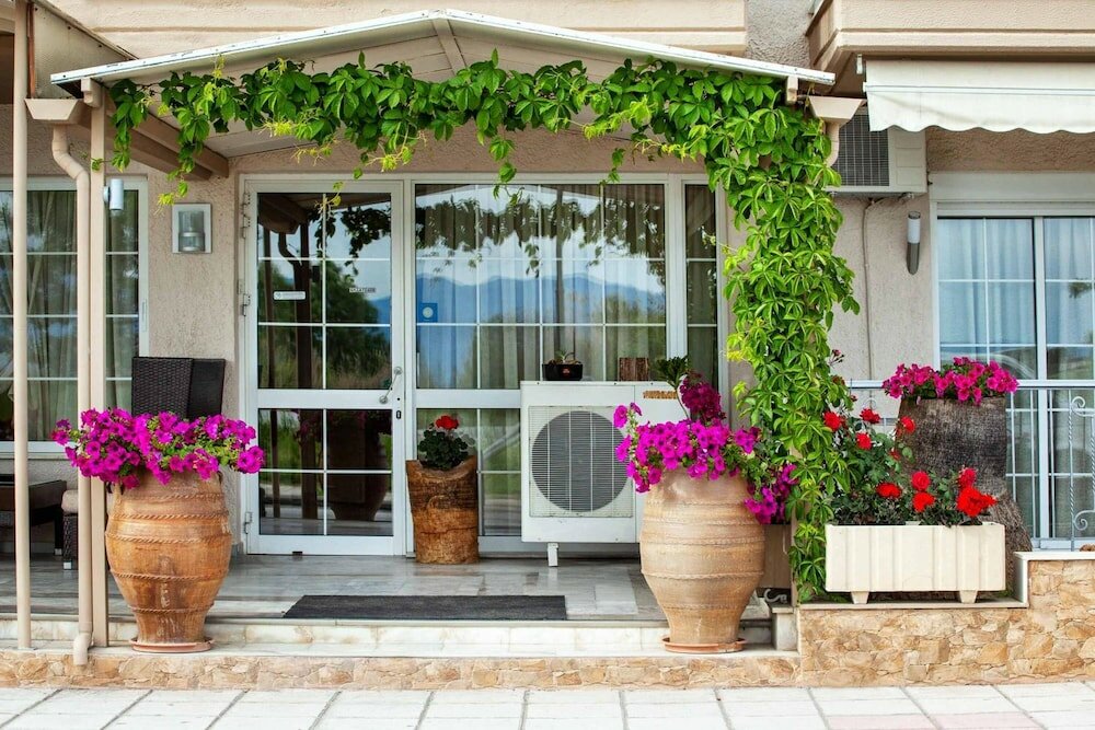 Фото Amfion Hotel