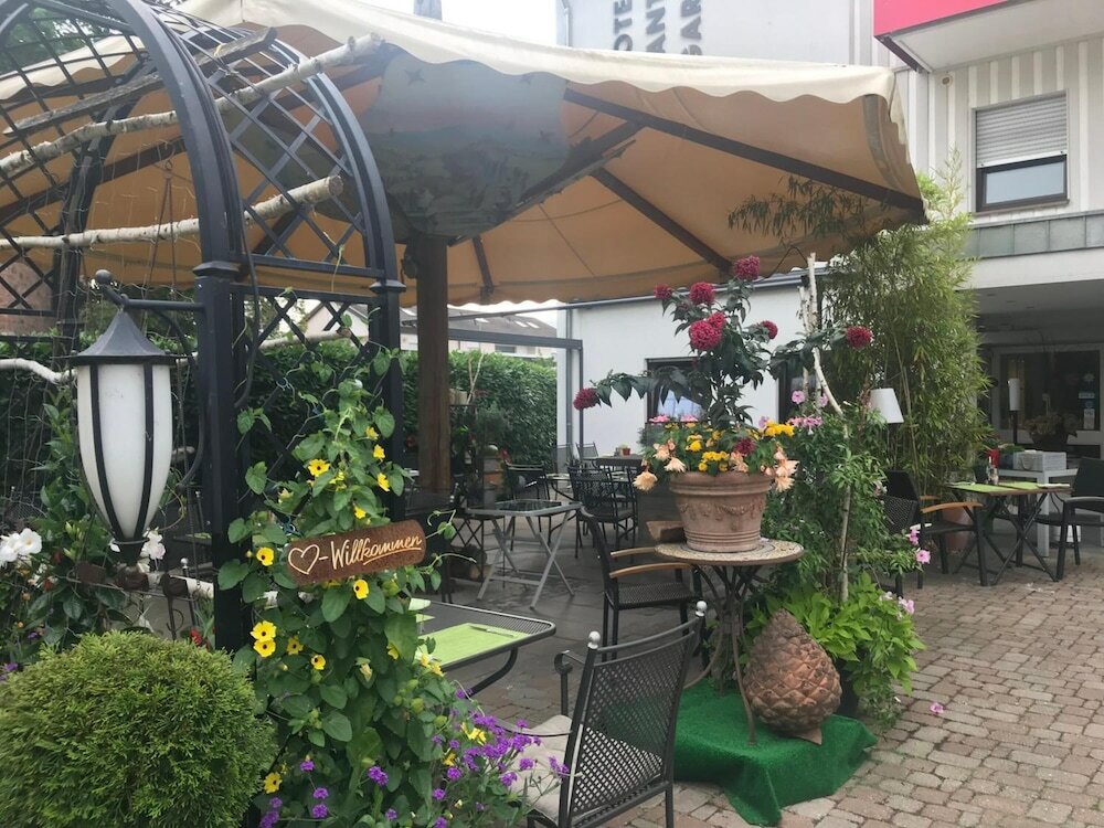 Фото Hotel Schwarzwälder Hof