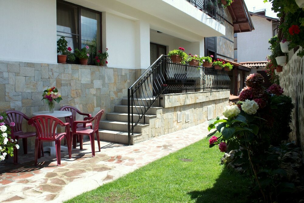 Фото Bizev Hotel