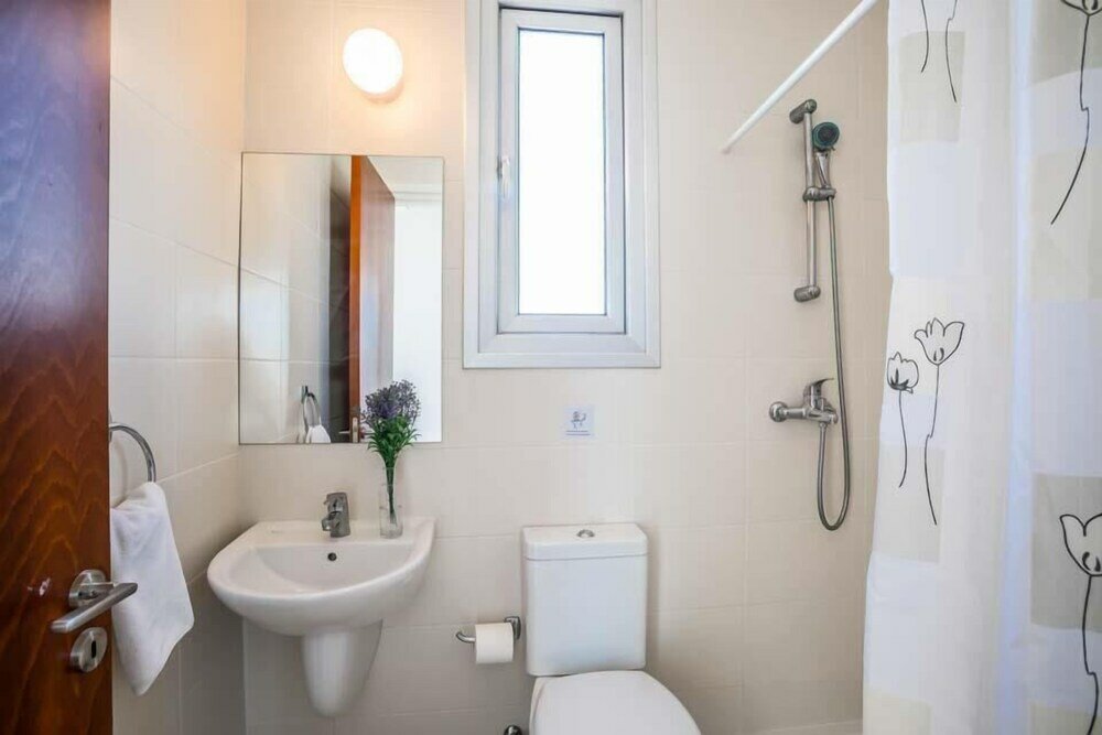 Фото Villa White Moonflower