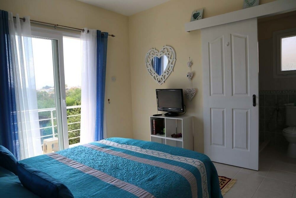 Фото Villa Sardunya Sunset by Amy Villas