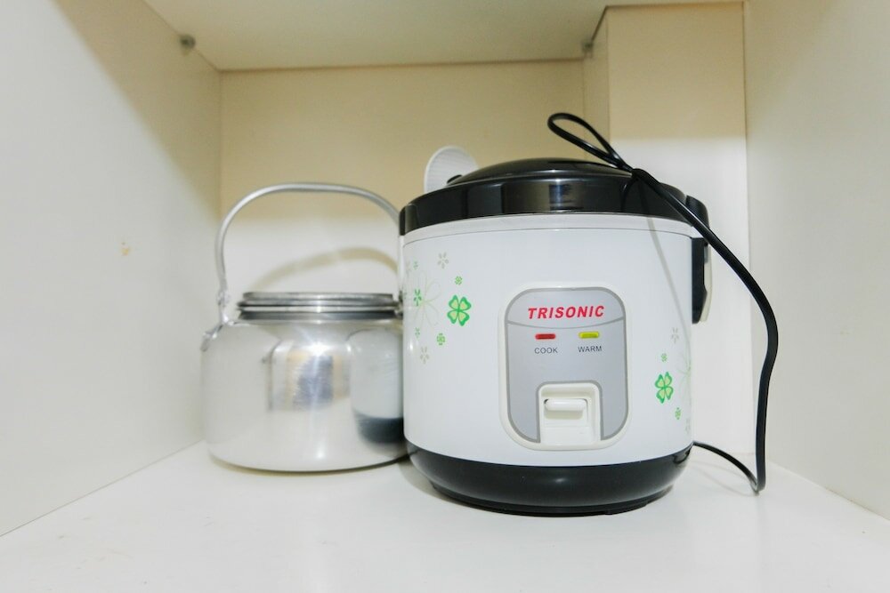 Фото Minimalist Studio Room Great Western Apartment