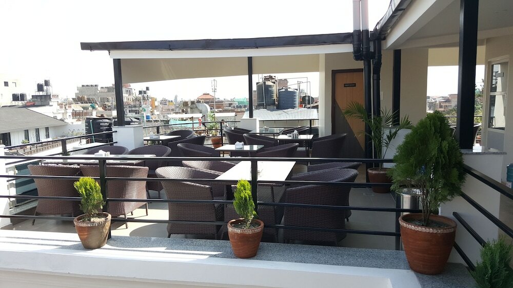 Фото Hotel Bihani