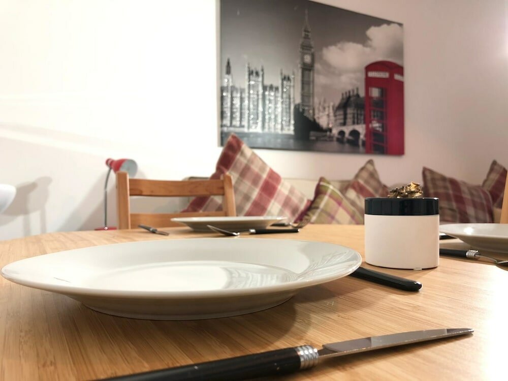 Фото The Duke Apartments