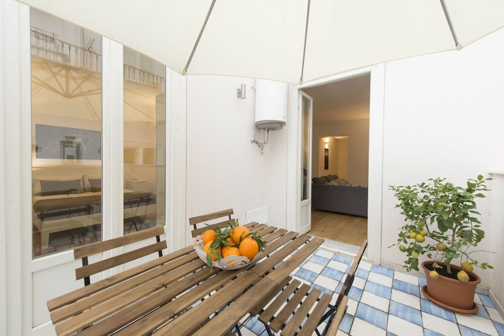 Фото Maqueda Apartments by Wonderful Italy