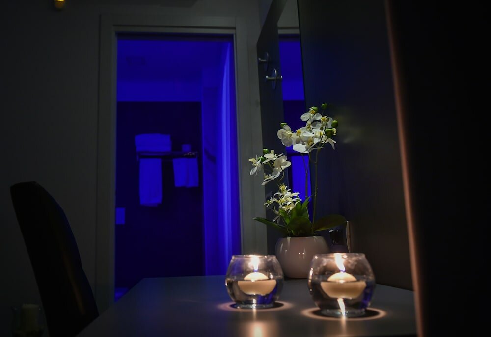 Фото Pompei Inn Ruins Luxury Suites