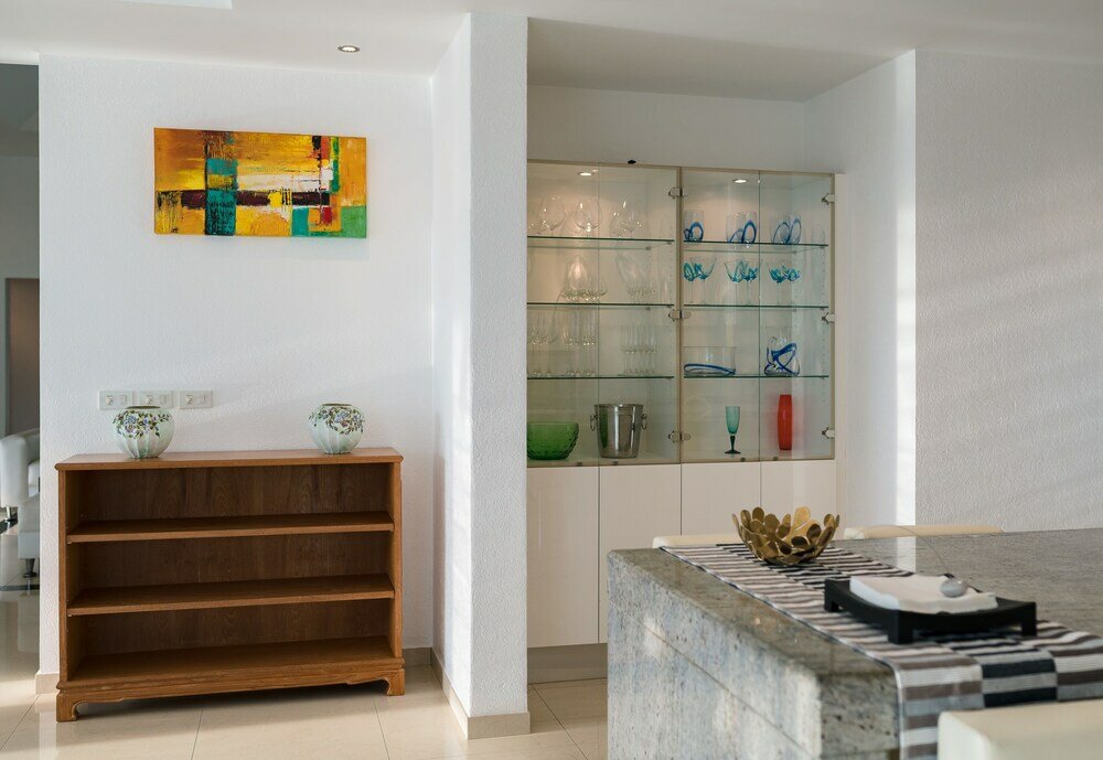 Фото Stunning Luxury Golf and Pool Villas