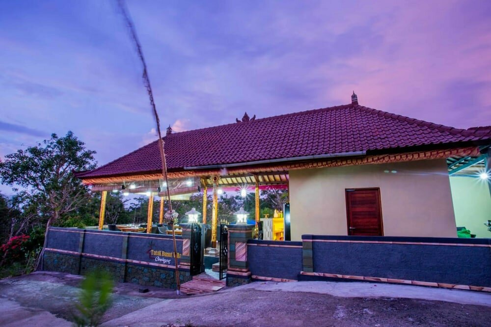 Фото Tatak Bunut Villa Ceningan