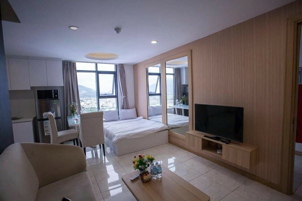 Фото High Coastal Apartment