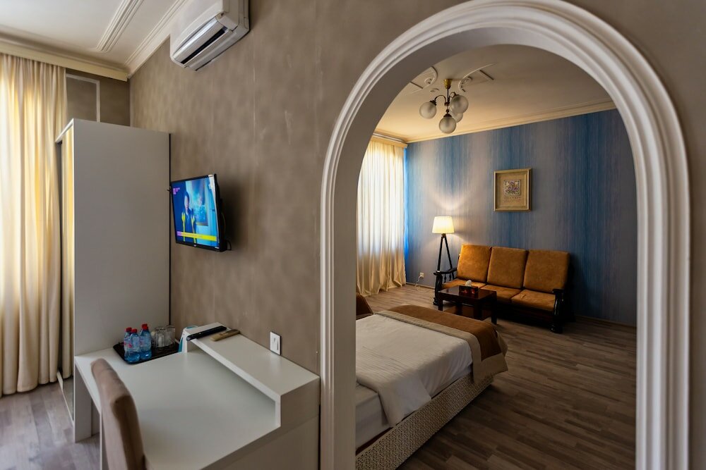 Фото Baku Palace Hotel