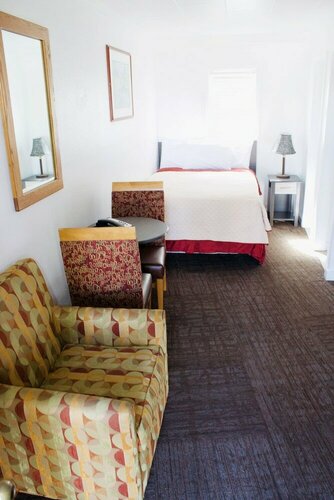 Гостиница Chalet Motel в Бенде