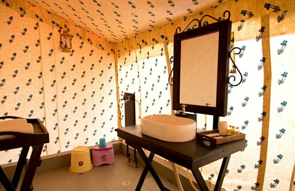 Фото Swachh Room