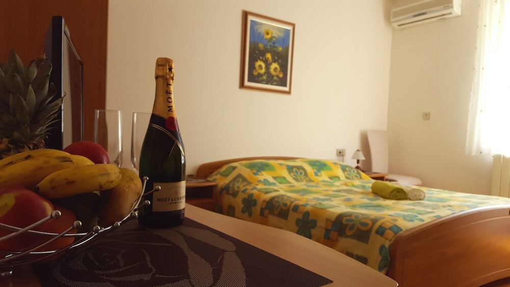 Фото Apartment & Rooms Graciela