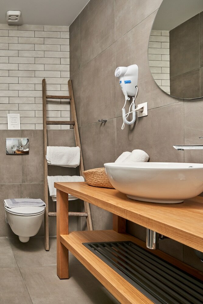 Фото Mougre Studios