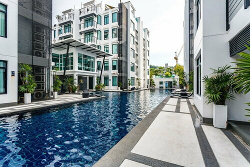 Kamala Regent by Lofty