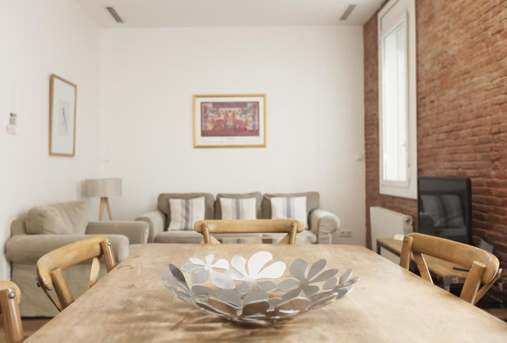 Фото Akira Flats Roger de Flor Chic apartment