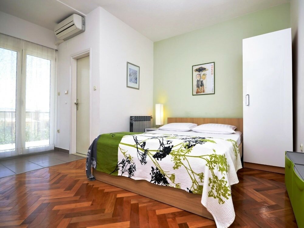 Фото Apartments Denise Podgora