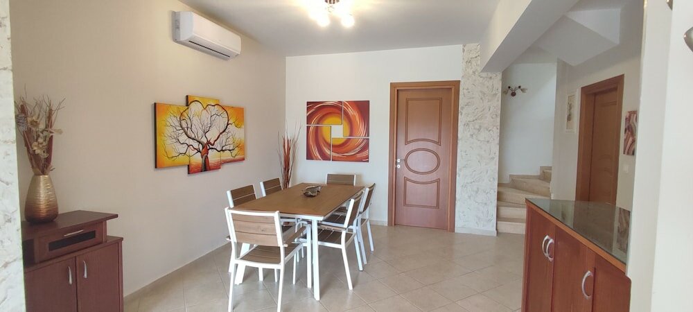 Фото Aracelia Villas with private pools