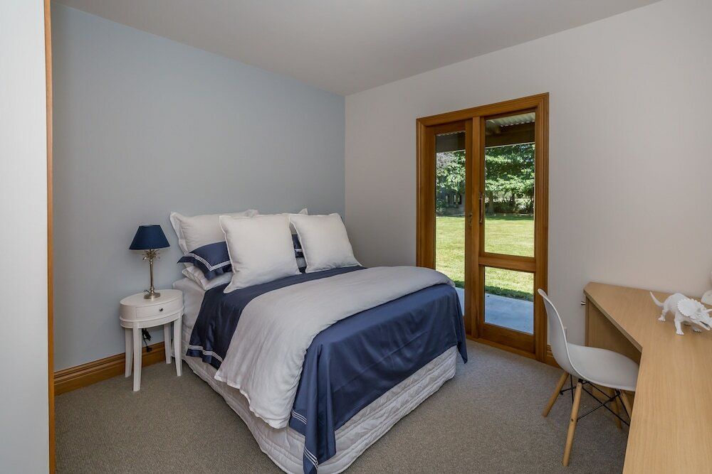 Фото Bond Estate Luxury Accommodation