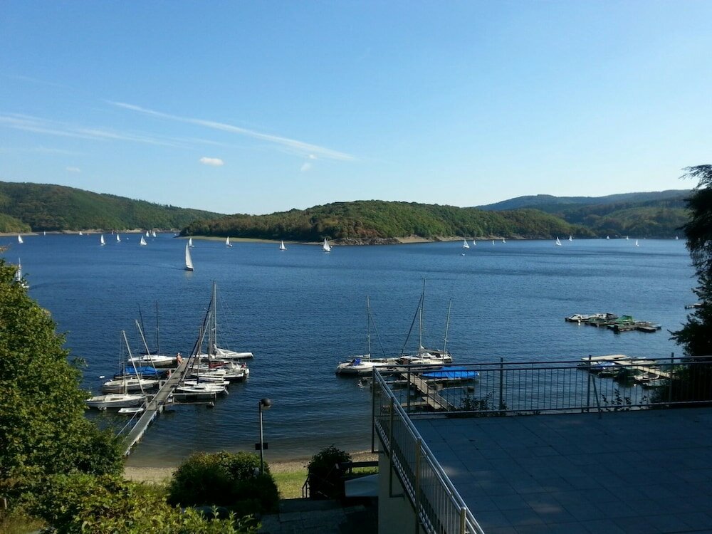 Фото Gästehaus Peterhoff