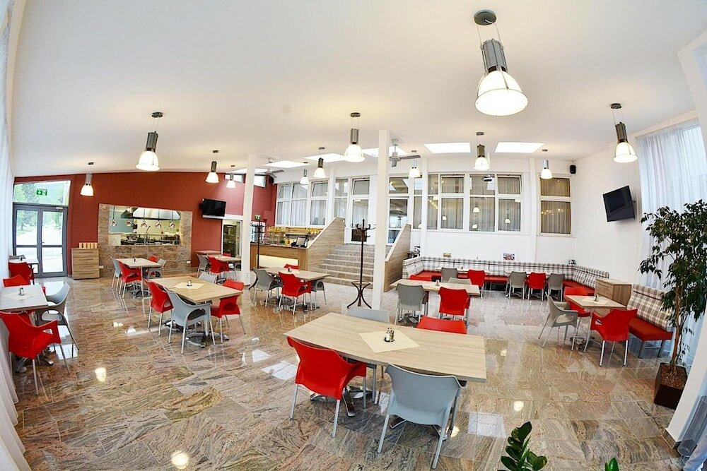 Фото Alexandra Šport Hotel