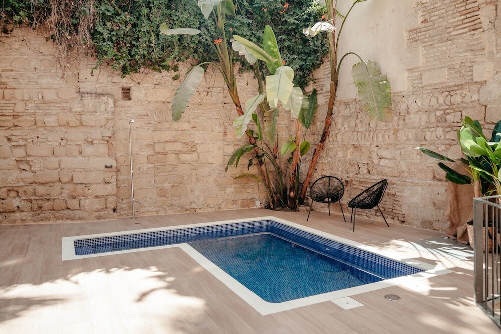 Фото Astuto Boutique Jerez - Adults Only