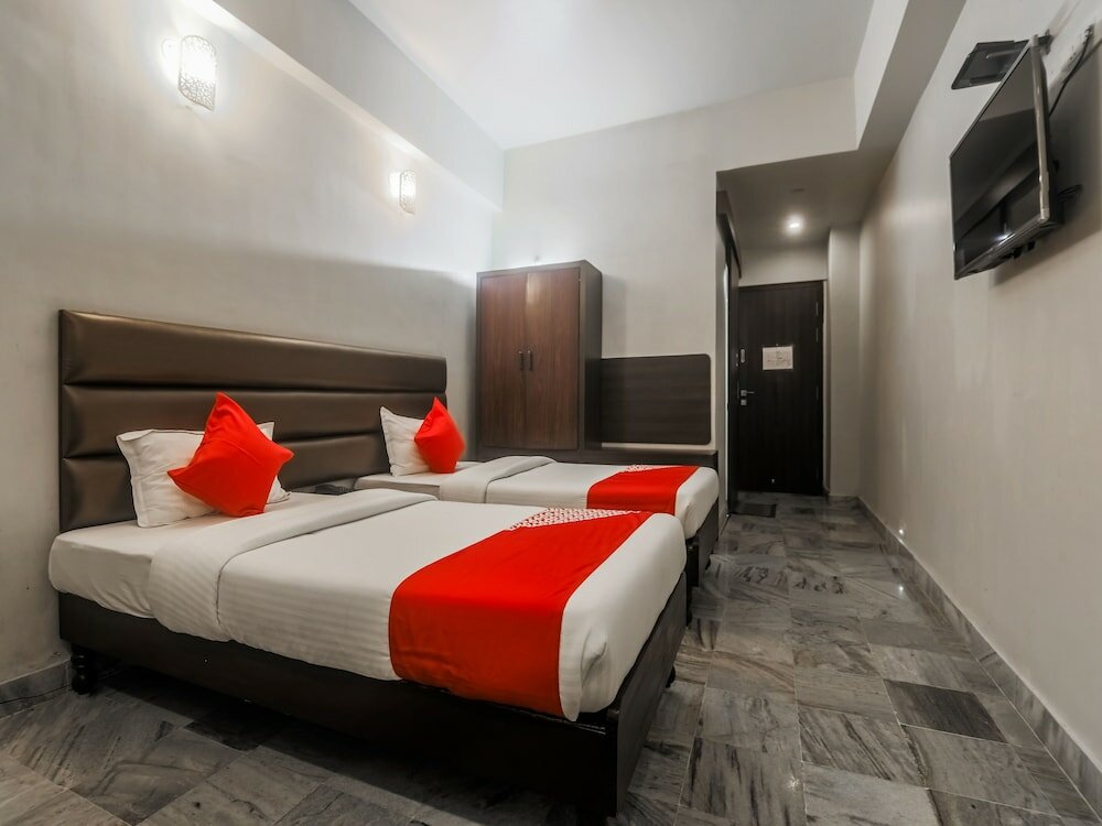 Фото Oyo 14995 Hotel Starline Paltan Bazar