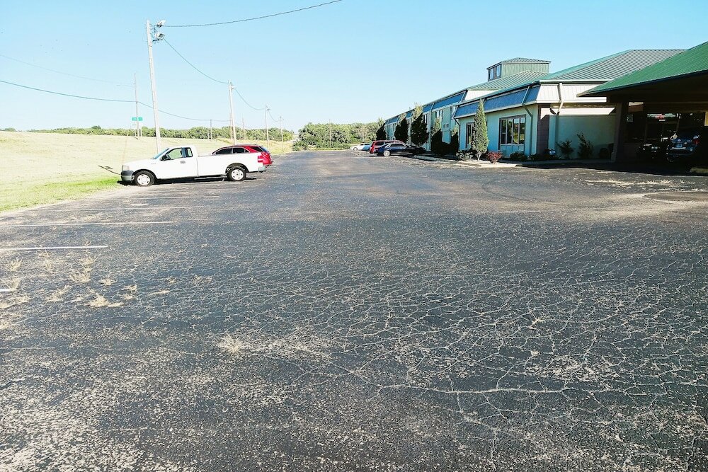 Фото USA Inn Junction City Near Fort Riley