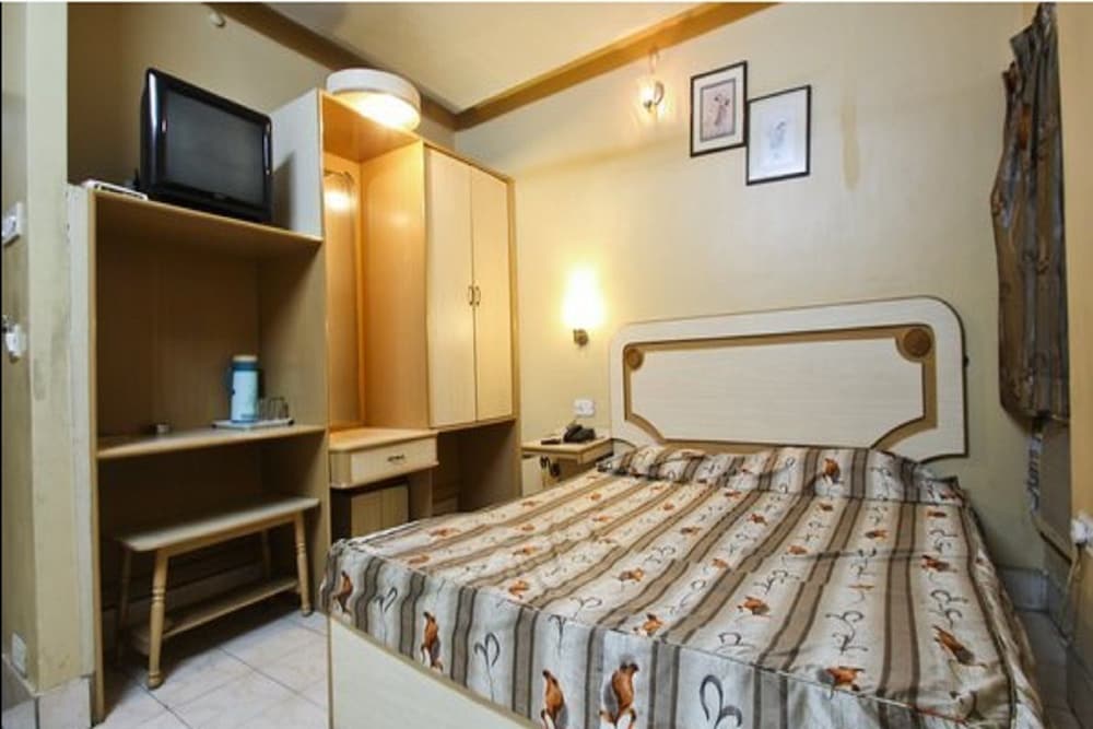 Фото Hotel Pushpak International