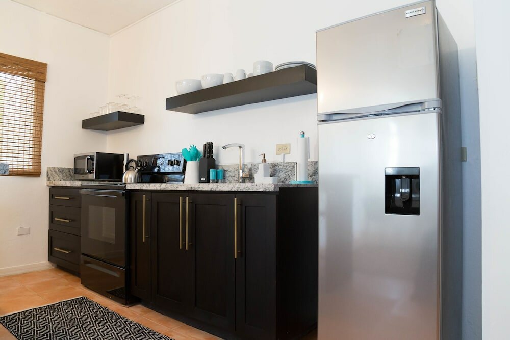 Фото Renovated Apt. Walk to Marley Museum