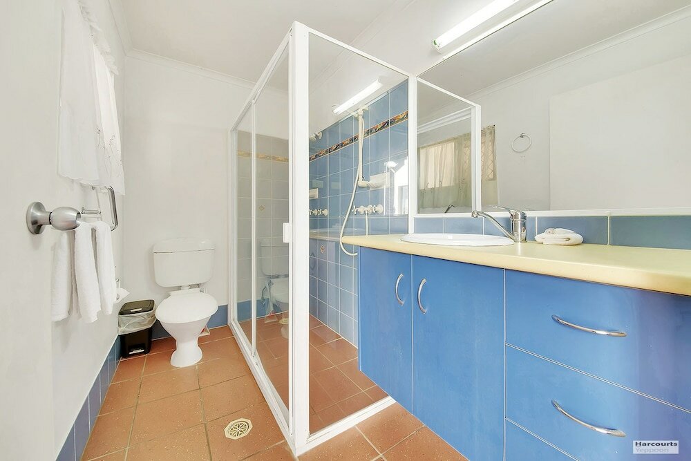 Фото Driftwood On The Beach