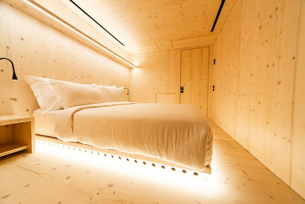 Фото Zero Box Lodge Porto