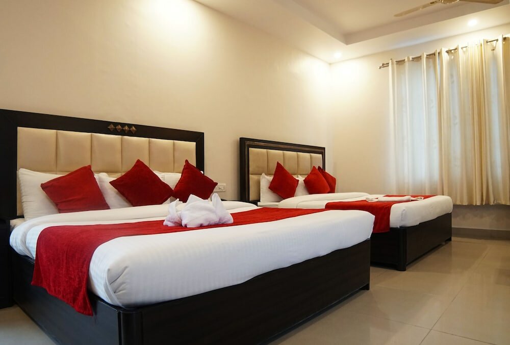 Фото отеля 2