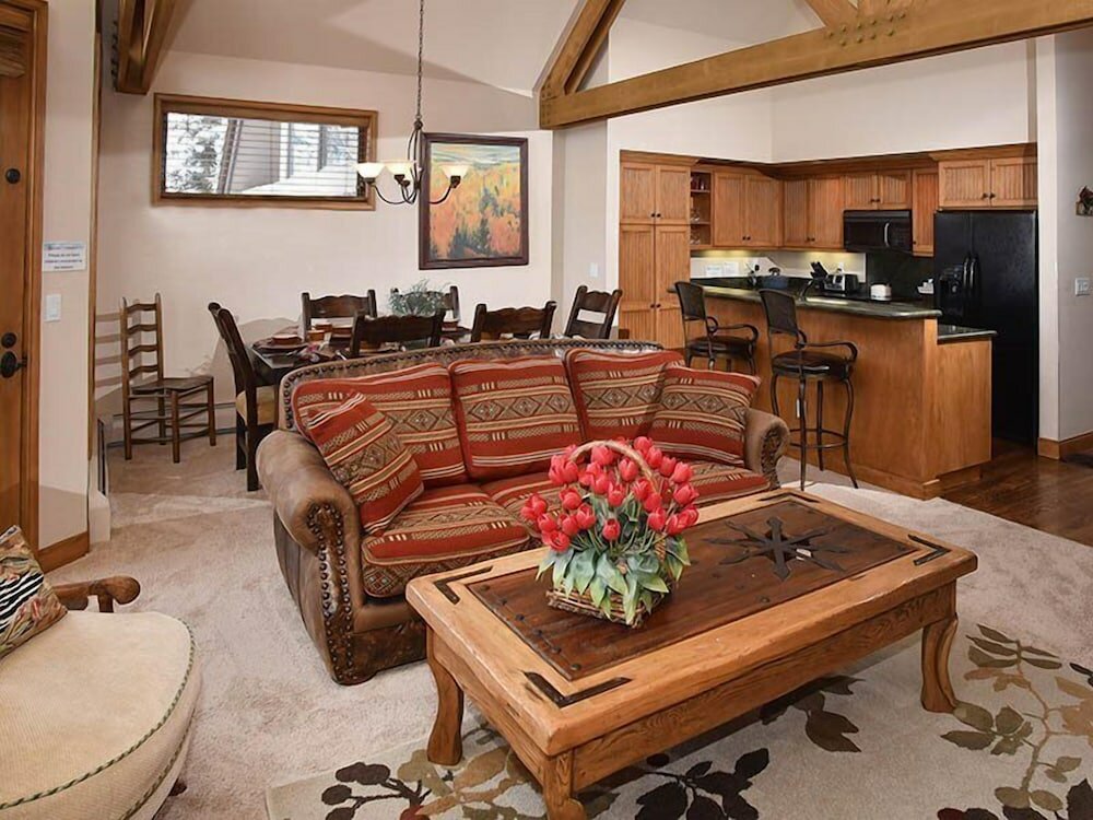 Фото Pines Townhome