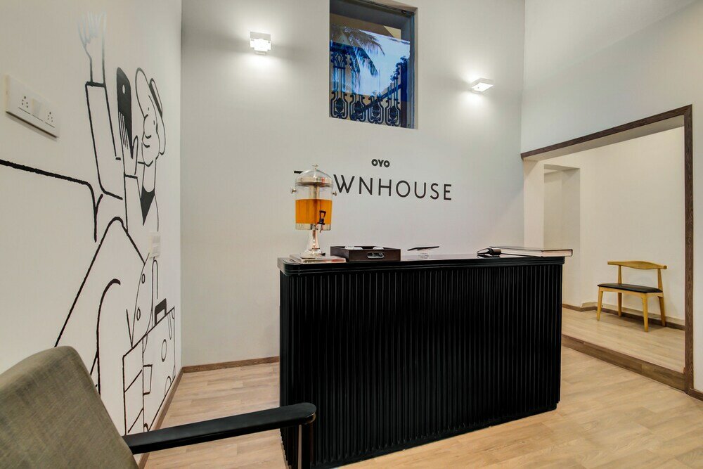 Фото Oyo Townhouse 073 Swargate