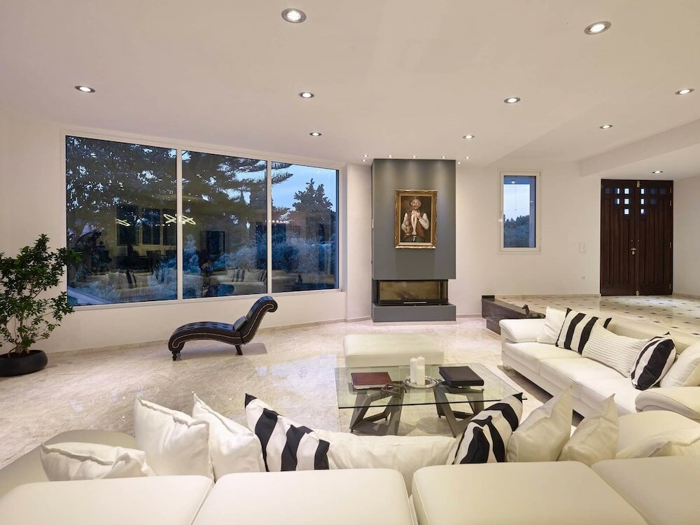 Фото Mont Bleu Luxury Villa