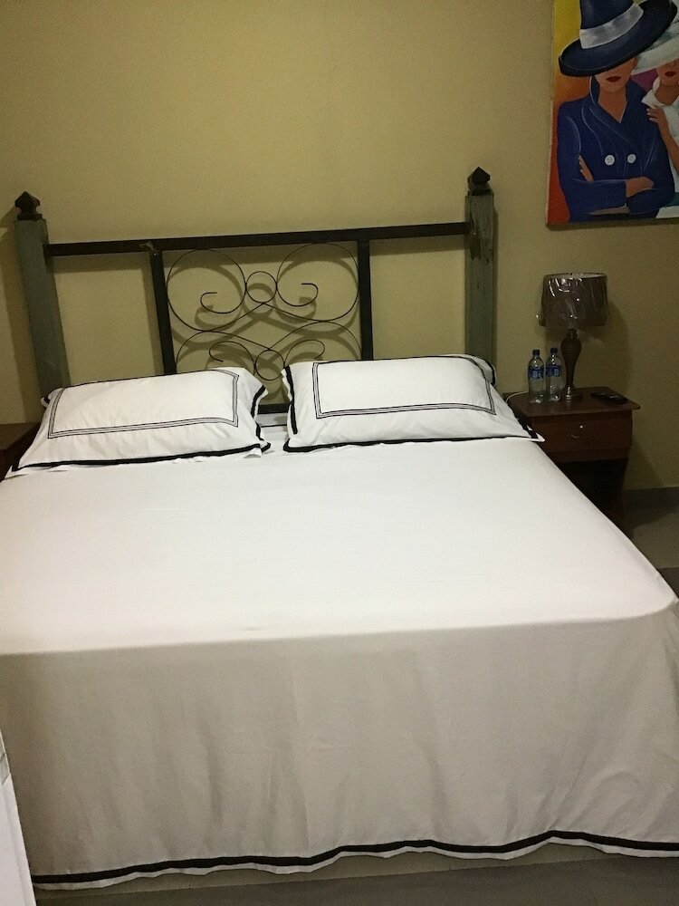 Фото Black Pearl Inn