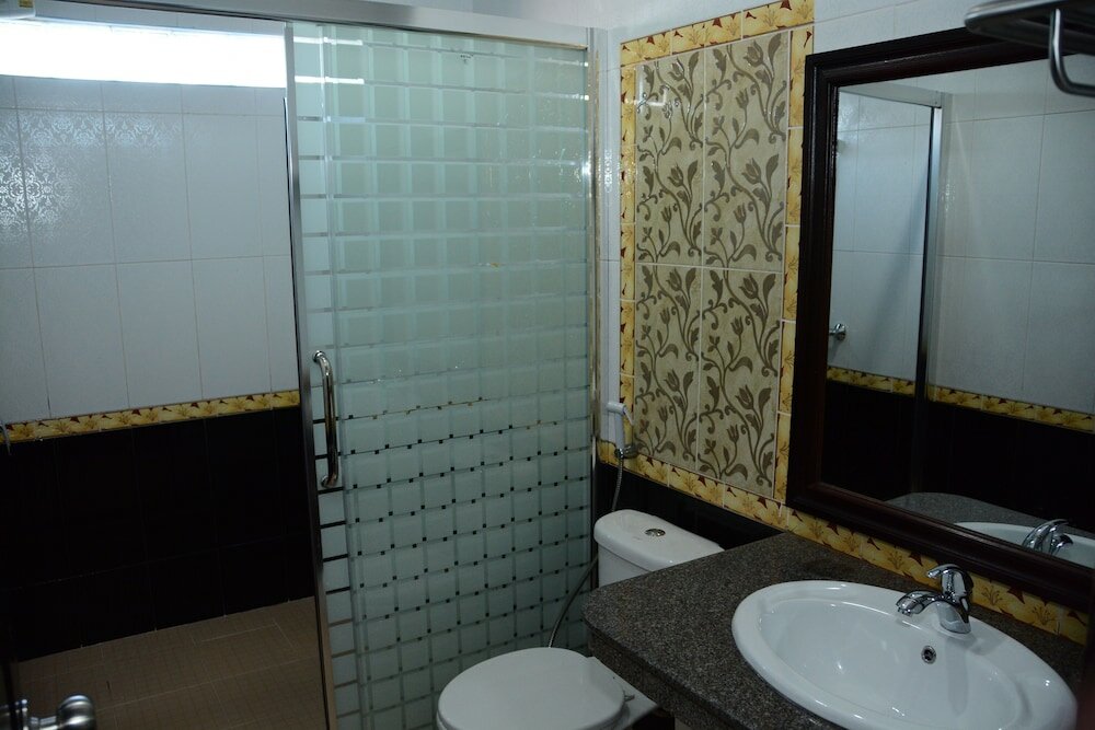 Фото Anoulackkhenlao Hotel