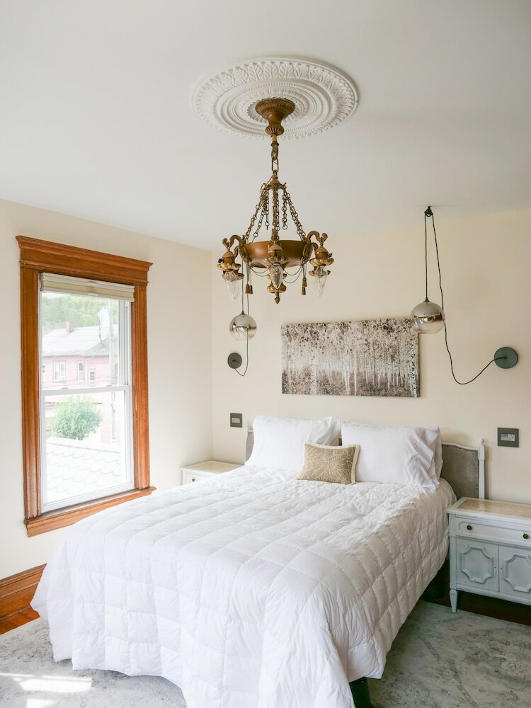 Фото Shadowcrest