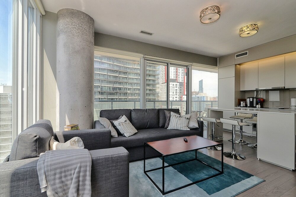 Фото Applewood Suites - Toronto Peter Street