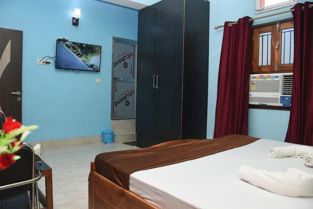 Фото Hotel Anand Lok
